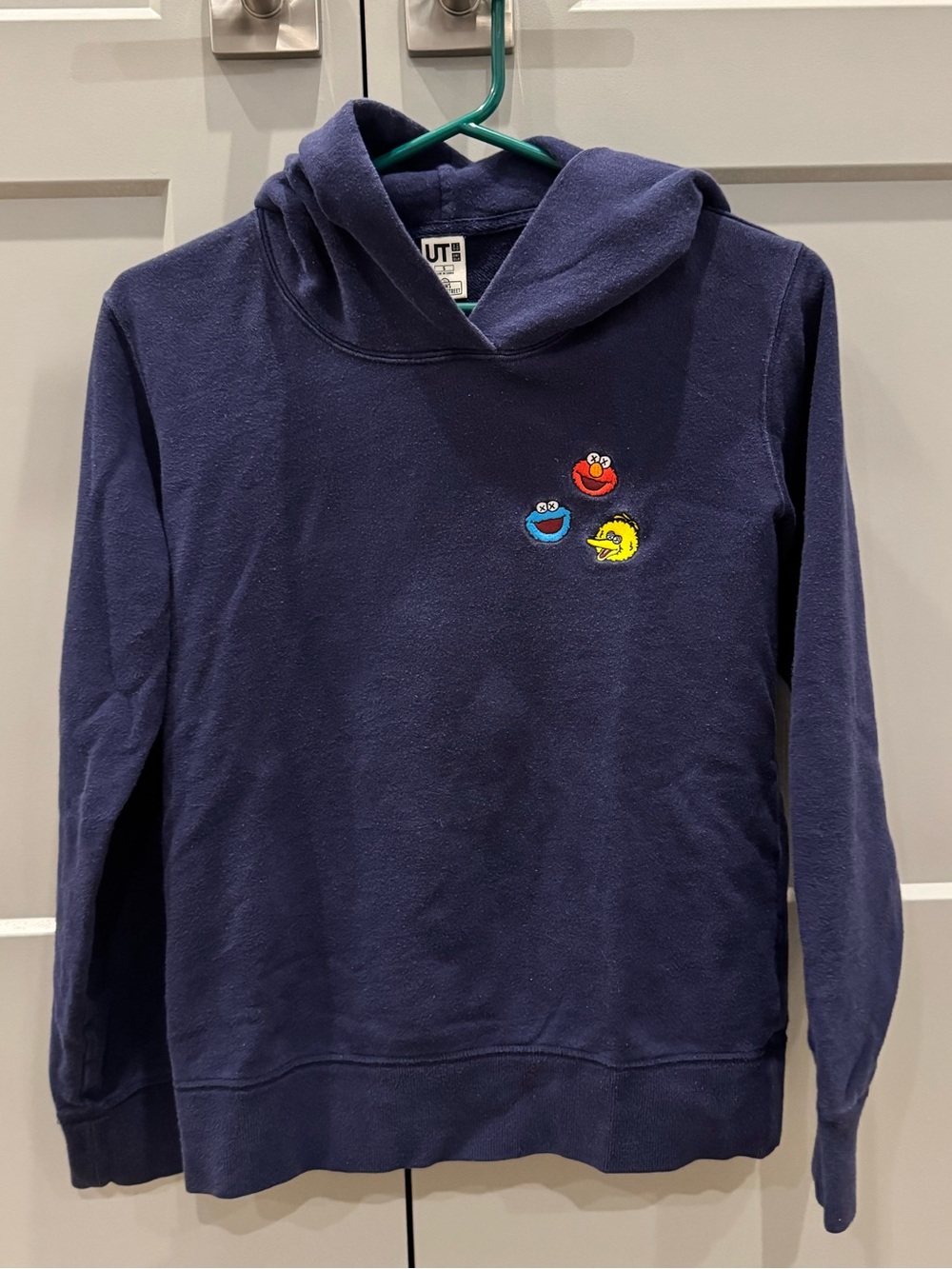 Uniqlo x KAWS x Sesame Street pullover hoodie